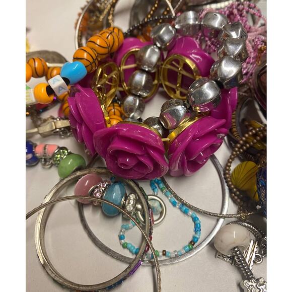 Vintage To Now Bracelet Lot B 2 Pounds - Picture 4 of 8